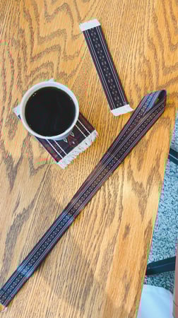 تعليقة بطاقة عمل سدو اسود