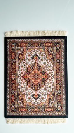 ماوس باد السجاد اسود مزخرف .