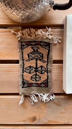 كوستر مزخرف صناعة يدويه .