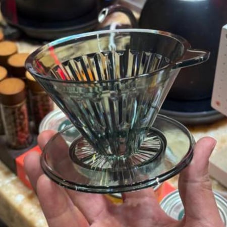 قمع تقطير كريستالي V60 – مقاس 02