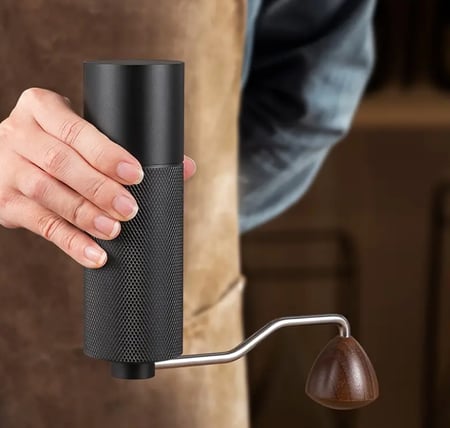 مطحنة يدوية