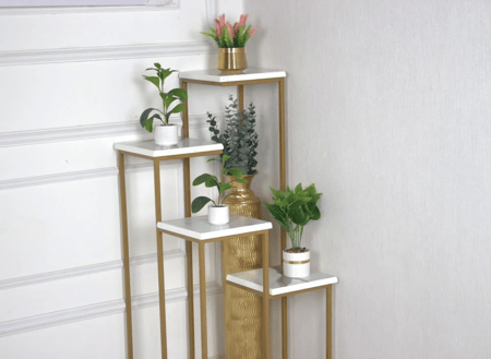 حامل زهور حديد متعدد الطبقات لون ذهبي