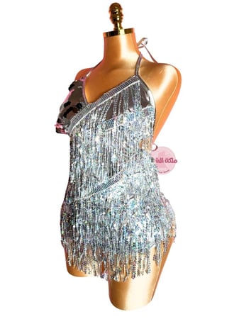 بدلة رقص قطعة واحدة