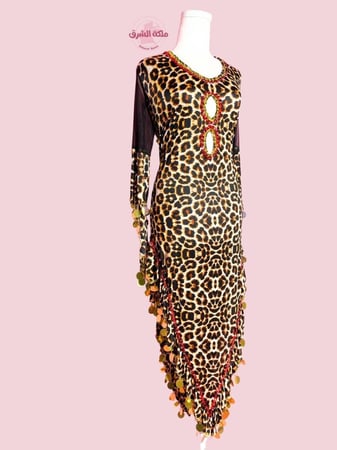 بدلة رقص الملكة المسيطرة