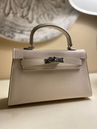 سمول هاندباق مقاس 22 | off white