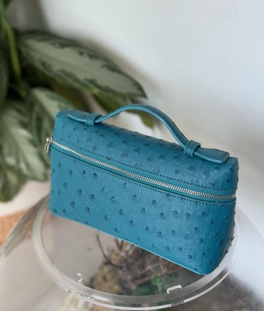 كروس بودي | sky blue ostrich
