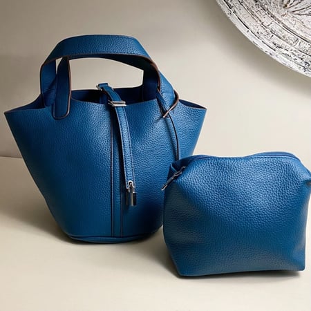 بيكوتان | Dark turquoise