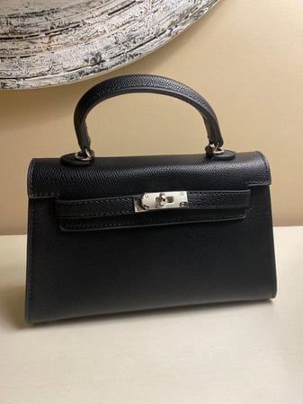 سمول هاندباق مقاس 22 | Black