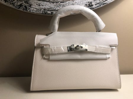 سمول هاندباق مقاس 22 | off white