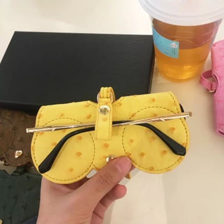 حافظة نظارة | Green python
