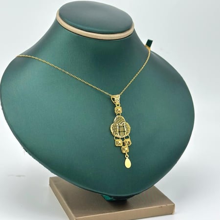 عقد ذهب أصفر عيار 21 من مجوهرات الشلوي