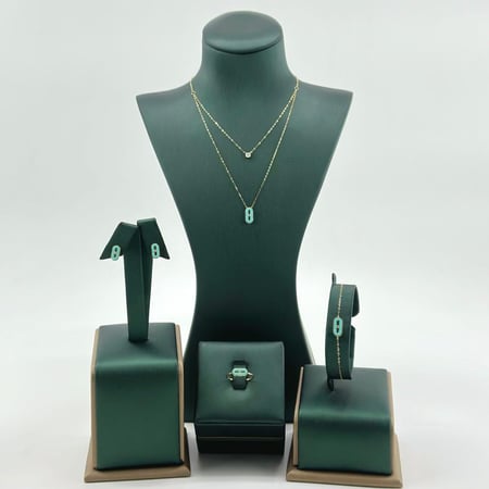 طقم ذهب اصفر تصميم الماس عيار 18 من مجوهرات الشلوي