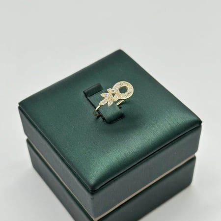 خاتم ذهب اصفر عيار 18 من مجوهرات الشلوي