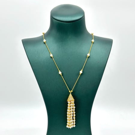 عقد ذهب عيار 21 مع لؤلؤ من مجوهرات الشلوي