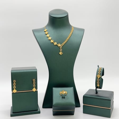 طقم كامل ذهب اصفر عيار 21 من مجوهرات الشلوي