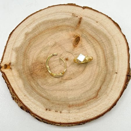 حلق ذهب اصفر ايطالي عيار 18 من مجوهرات الشلوي