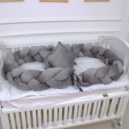 مفرش سرير أطفال ظفيرة 5 قطع رصاصي بتصميم حصري  لحماية وراحة مثالية