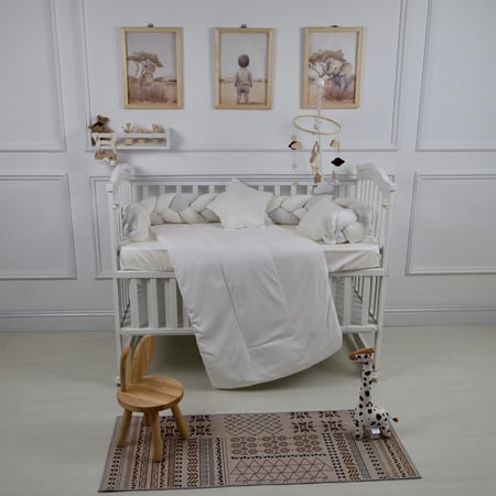 مفرش سرير أطفال ظفيرة 5 قطع أوف وايت لحماية وراحة مثالية