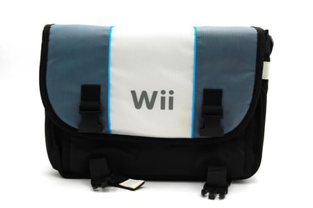 حقيبة Wii سوداء عملية — خفيفة ومناسبة للحمل والتنظيم