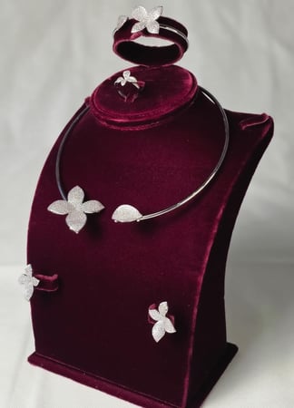 طقم ربرت كويين تصميم الالماس