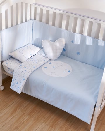 طقم سرير بيبي