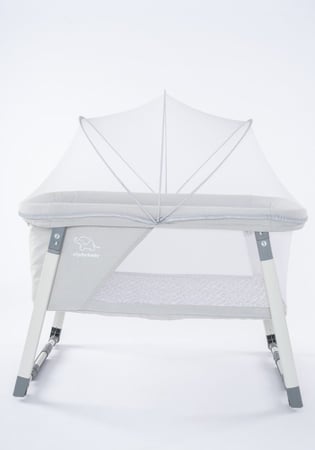 سرير طفل متنقل