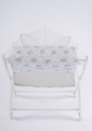 سرير طفل رضيع