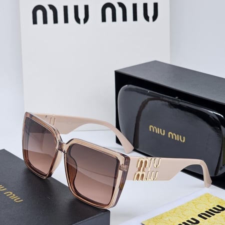 نظاره miu miu