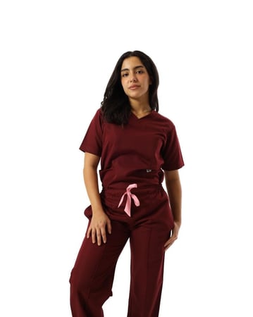 اشتر سكراب طبي عنابي من المعطف