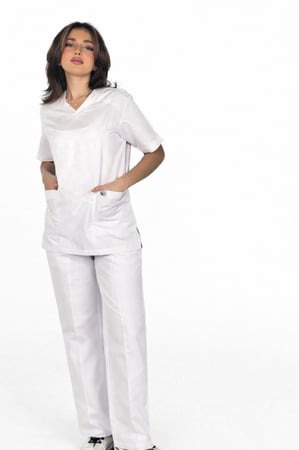 سكراب طبي نسائي لون ابيض