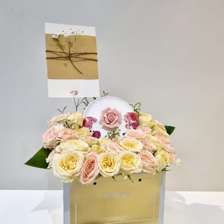 رقة ورد مع شوكولانة بستاني