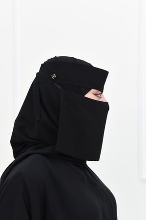 نقاب مطاط مايل