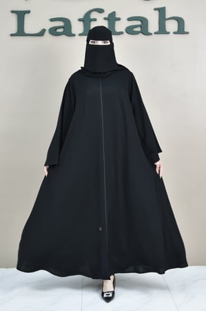 عباية ساده بتصميم كلوش مع سحاب وأكمام مربعة