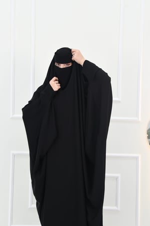 عباية راس بشت سادة باكمام عادية