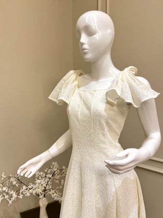 فساتين ميد - الراحة والأناقة في قطعة واحدة