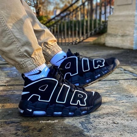 Nike air more uptempo