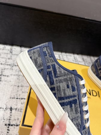 FENDI FF WOMEN SNEAKERS