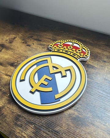 ريال مدريد 3D خشب