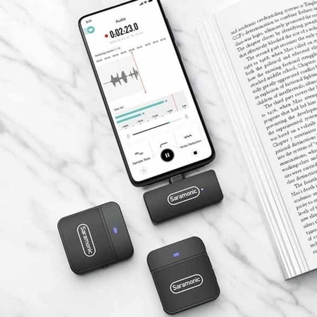 ميكروفون لاسلكي للايفون للبودكاست ومقابلات بجودة عالية من سارامونيك Blink100 B4 بسرعة 2.4 جيجا هرتز