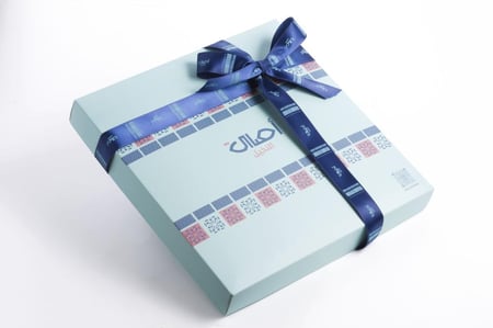 علبة تمور محشية مشكلة فاخرة | 1 كيلو