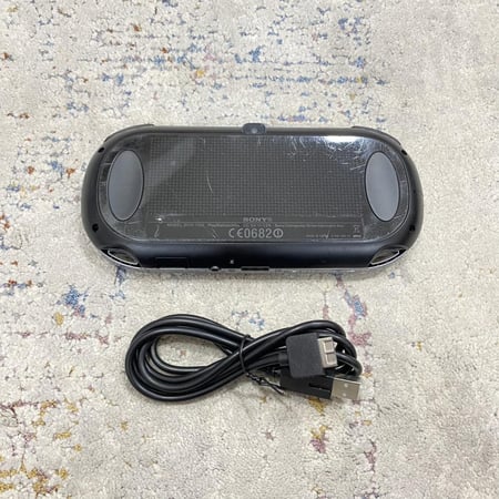 بي اس فيتا موديل 1000 مستعمل Ps Vita