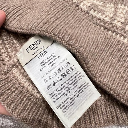 سكارف فندي مقاس 180*30