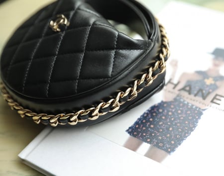 شانيل 23c مقاس 16cm