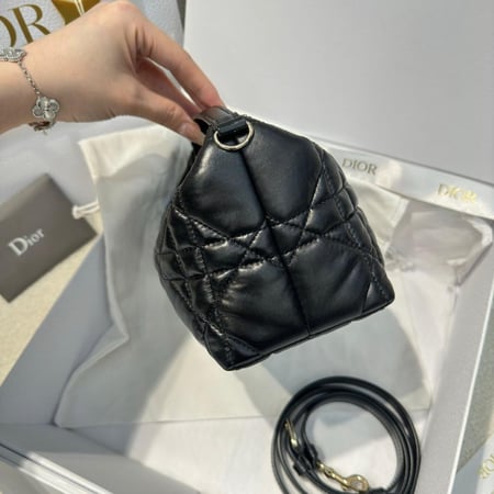 ديور DiorTravel Nomad مقاس22cm