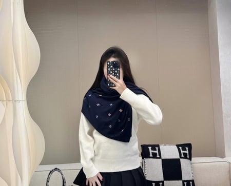 سكارف شانيل مقاس 175*65