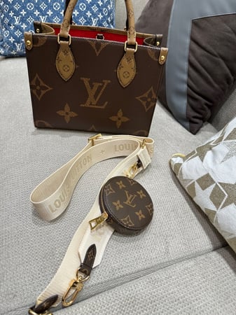لوي فيتون ONTHEGO PM مقاس 25cm