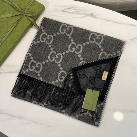 سكارف قوتشي 35*195