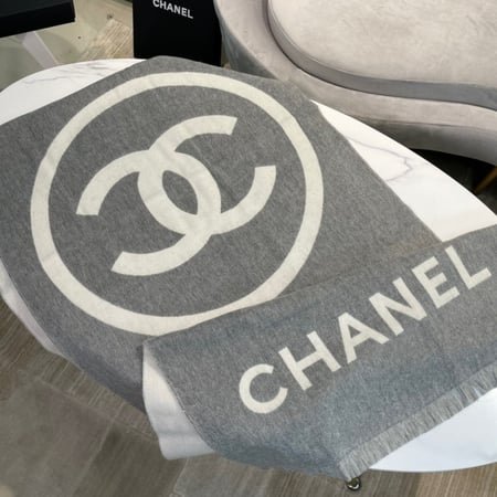 سكارف شانيل 65*200