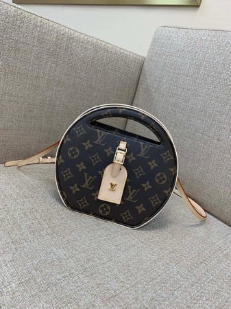 لوي فيتون Around Me PM مقاس 22.5cm