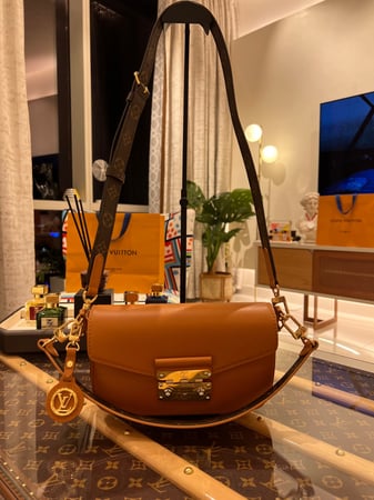 لوي فيتون Swing مقاس24cm